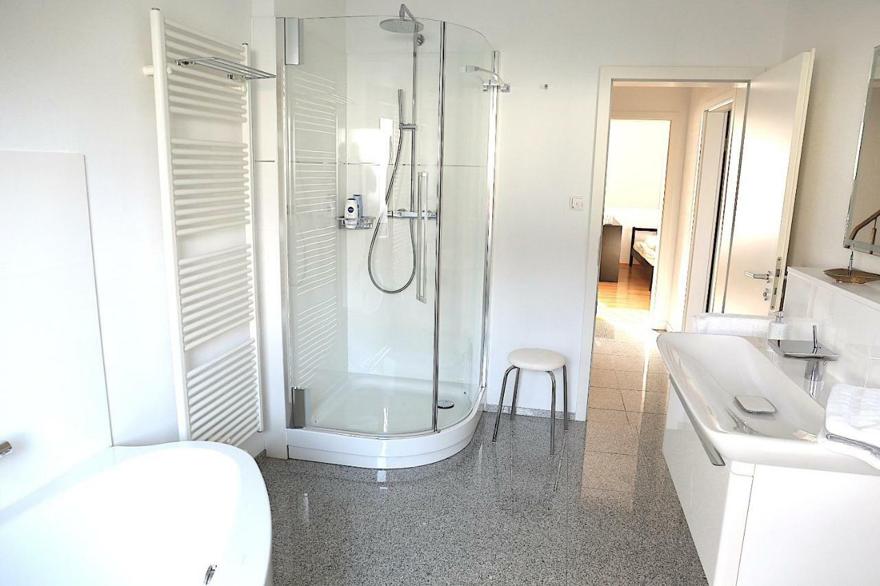 Modernes Stadthaus 100Qm Parkplatz Bad&Dusche Kueche Hannover Ngoại thất bức ảnh